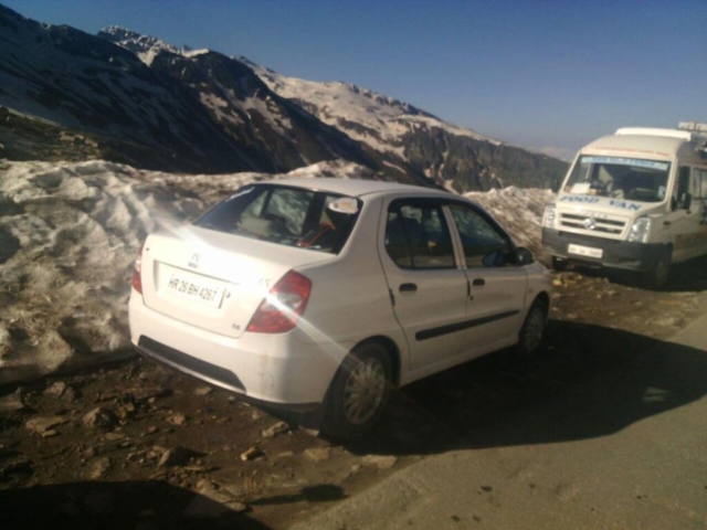 car rental from chandigarh to manali