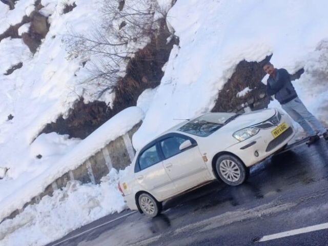 Taxi Hire From Chandigarh to Manali